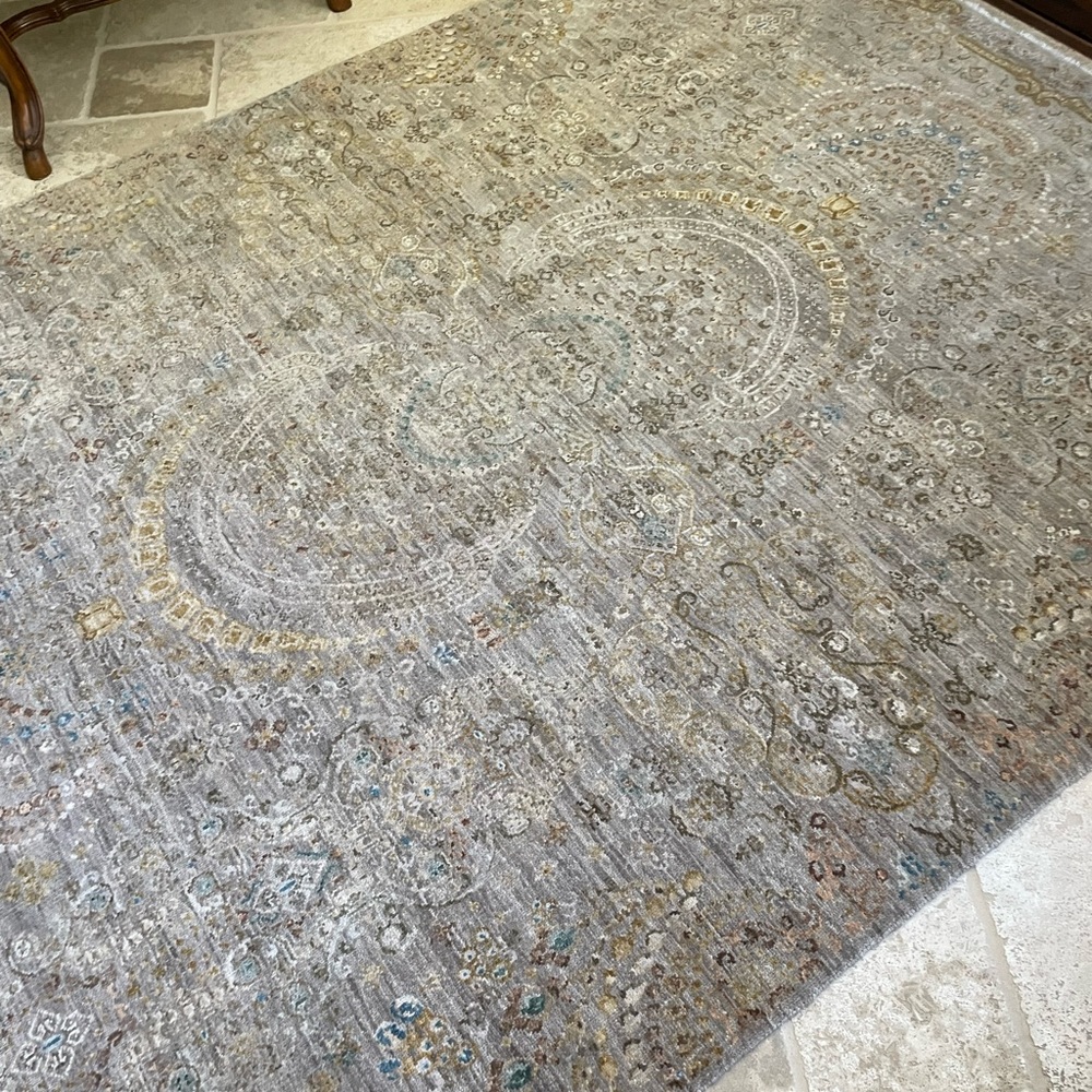 Hand-Knotted Wool Rug(5 x 7) - Picture 5 of 6